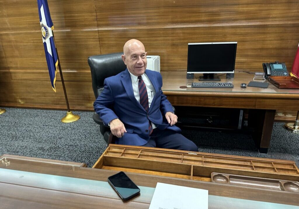 JW Desk